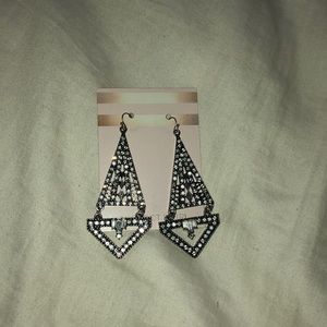 Chandelier earrings